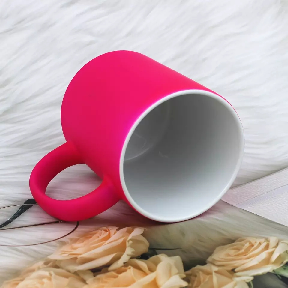 11oz fluorescent mug (8)